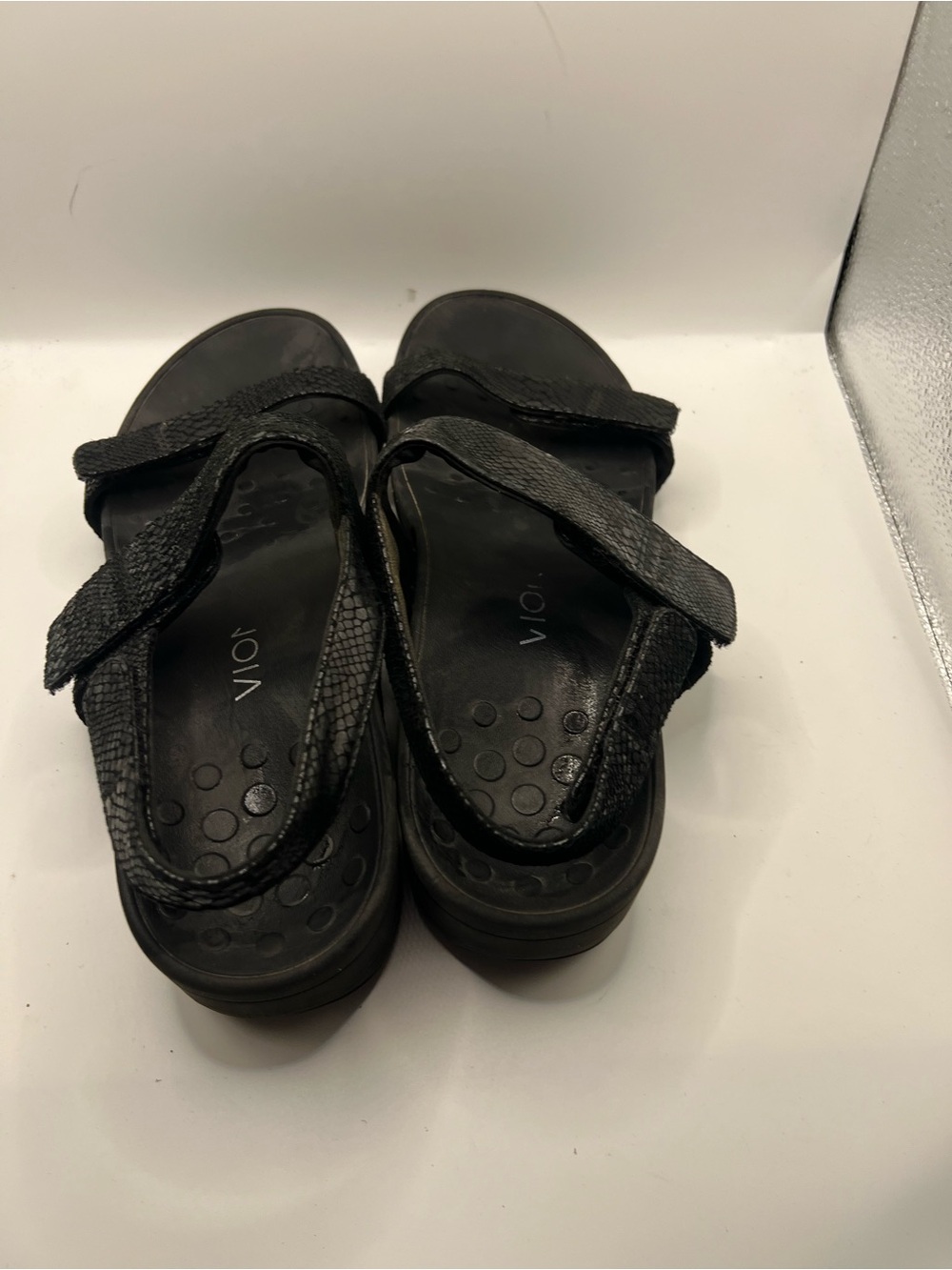 Vionic Black Textured Strap Sandals - Picture 7 of 9